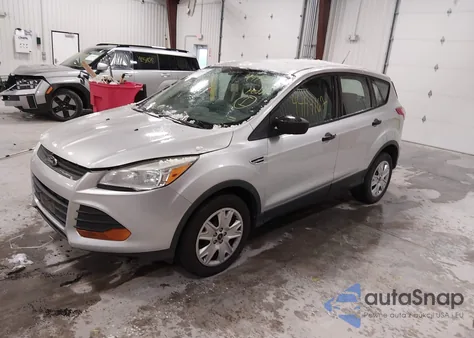 2013 Ford Escape S z USA, uszkodzony, nr VIN 1FMCU0F74DUA08893